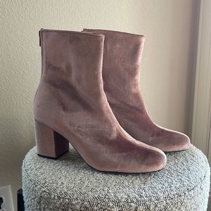 Free People Velvet Cecile Ankle Boot Size 40